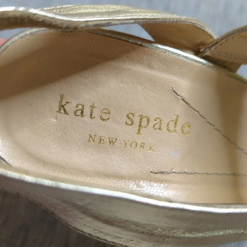 Kate Spade Soft Gold Leather Lightweight Slingback Sandals Size 8.5
